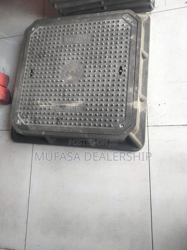 Heavy Duty Manhole Cover 600mm by 600mm