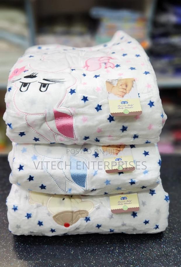 Baby Shawl White - main view