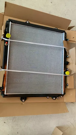 Toyota Prado Fj 150 2010 Radiator
