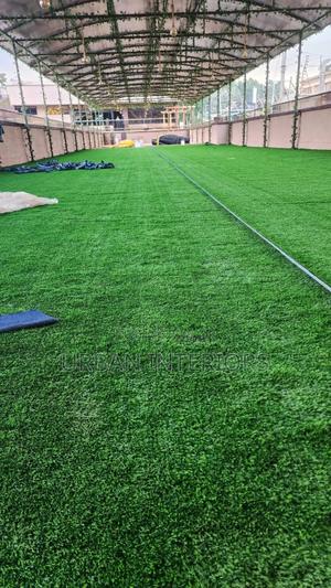 Green Grass Carpet Green Grass Carpet - thumbnail 2