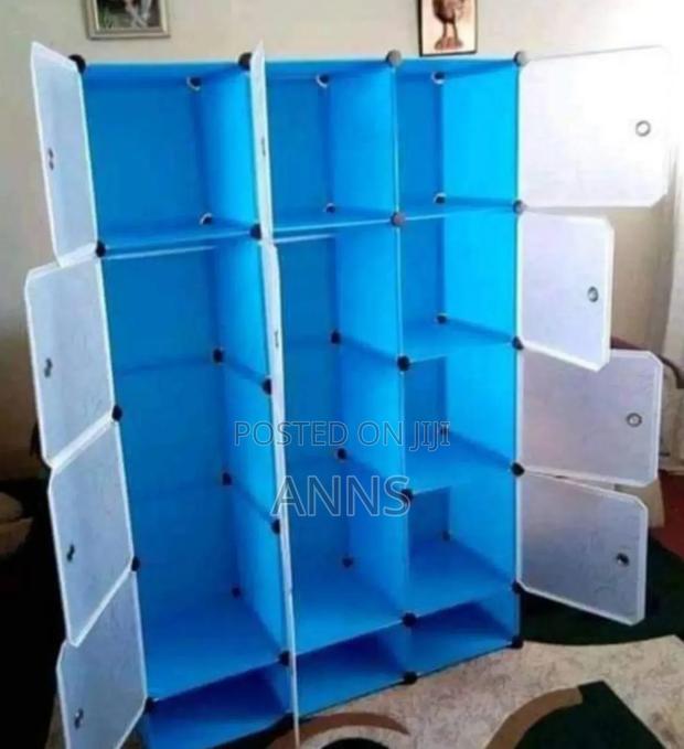 3 Column Plastic Wardrobe