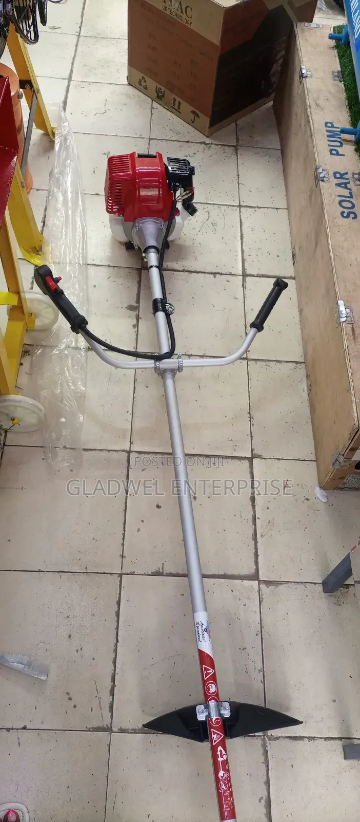4 Stroke American Standard Brush Cutter With 8 Blades