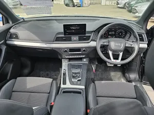 Audi Q5 2.0T Premium AWD quattro 2018 Gray