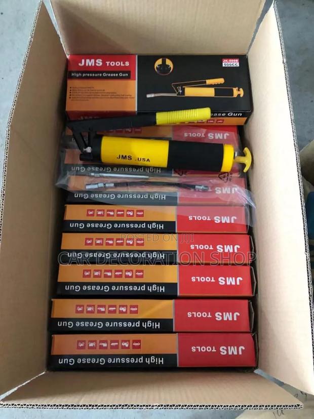 High Pressure Yellow Grease Gun - main view