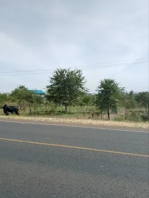 2.04 Acres Fronting MKS - Kyumbi Junction Tarmac Road.
