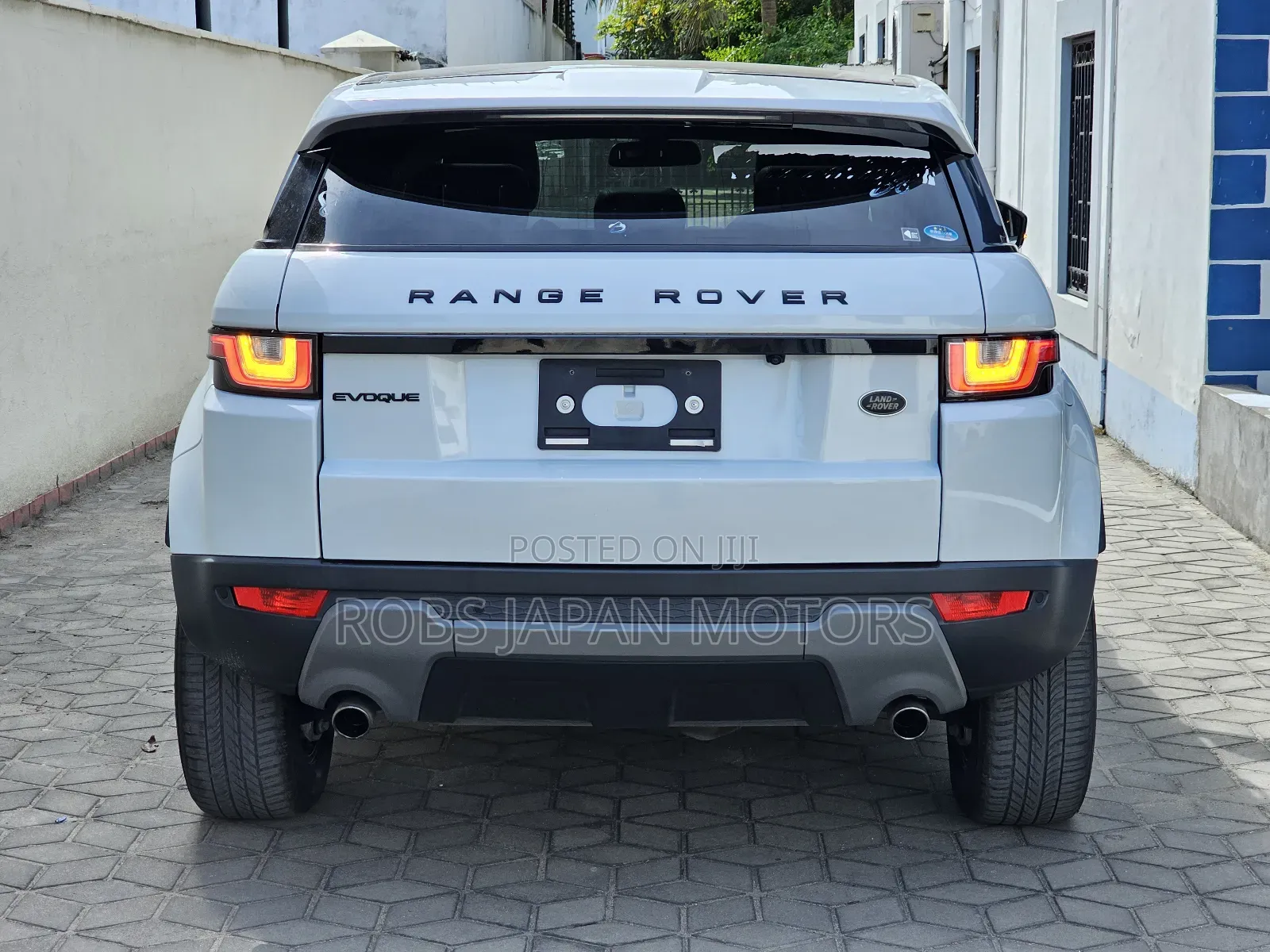 Land Rover Range Rover Evoque HSE 4x4 5-Door 2017 Pearl