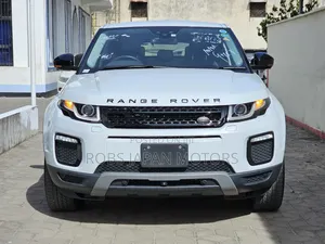 Land Rover Range Rover Evoque HSE 4x4 5-Door 2017 Pearl