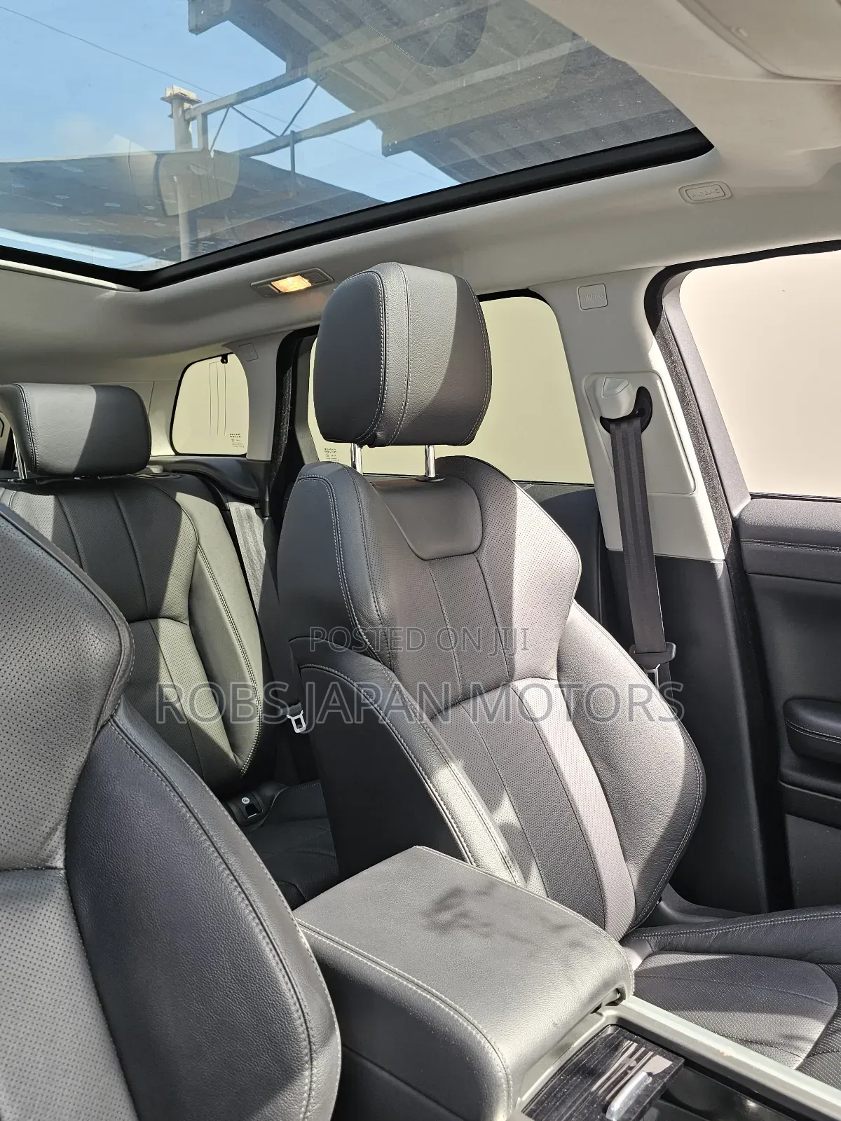 Land Rover Range Rover Evoque HSE 4x4 5-Door 2017 Pearl