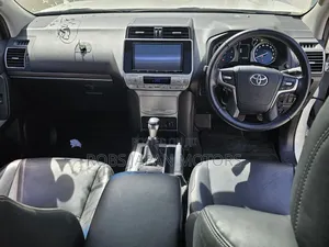 Toyota Land Cruiser Prado 2.8 2018 Pearl