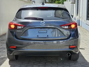 Mazda Axela 2018 Gray