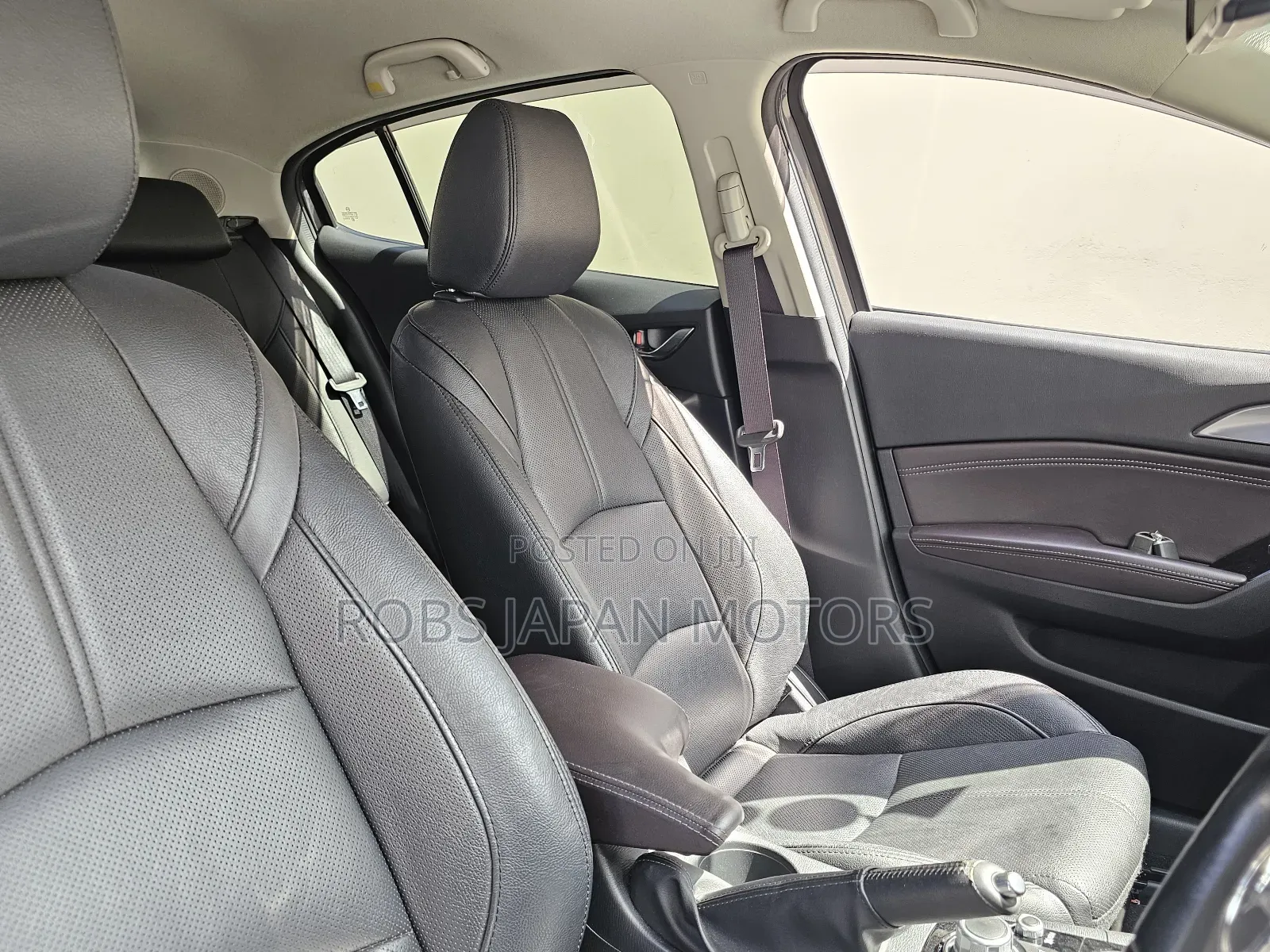 Mazda Axela 2018 Gray