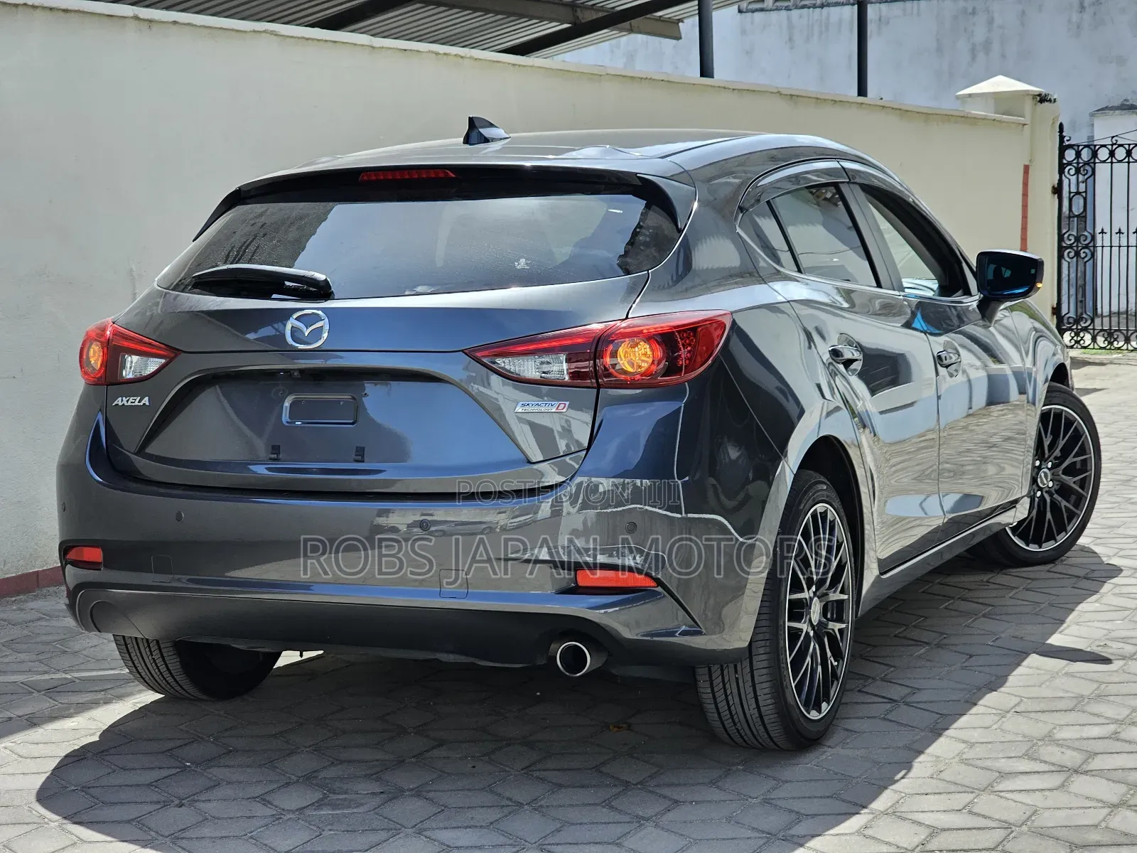 Mazda Axela 2018 Gray