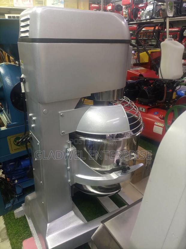 Commercial Dough Mixer 30lts Heavy Duty - main view