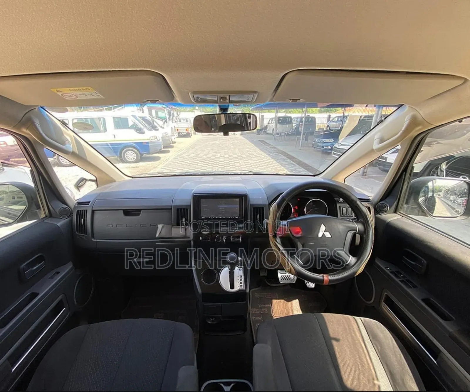 Mitsubishi Delica 2017 Green