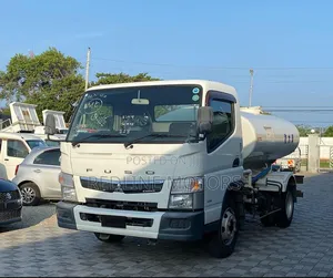 Mitsubishi Fuso Tank Truck