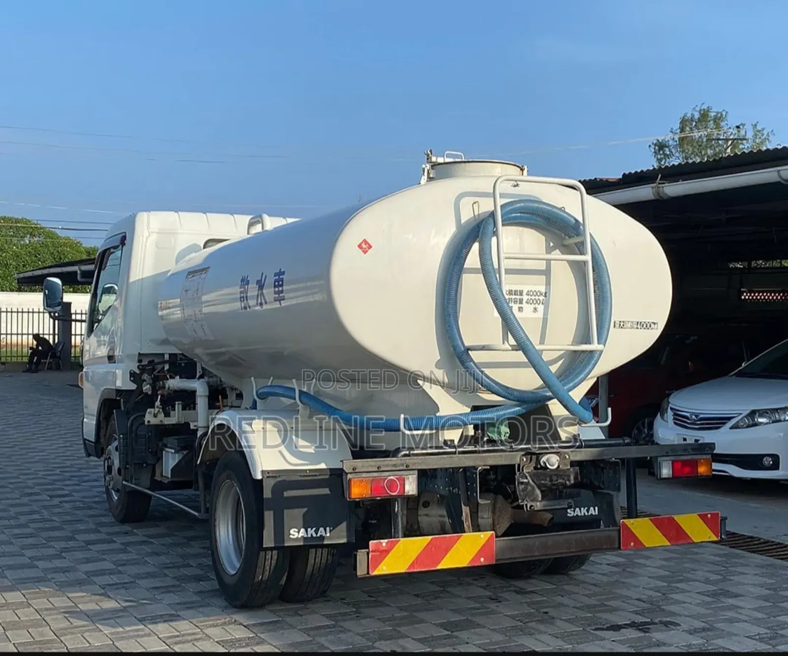 Mitsubishi Fuso Tank Truck