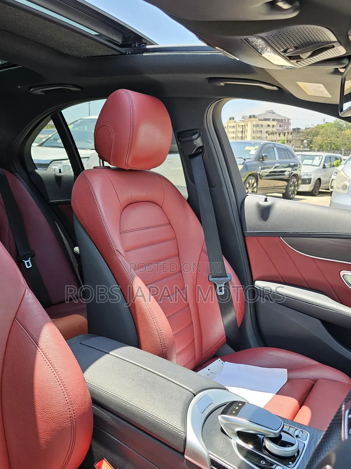 Mercedes-Benz C200 2018 Pearl