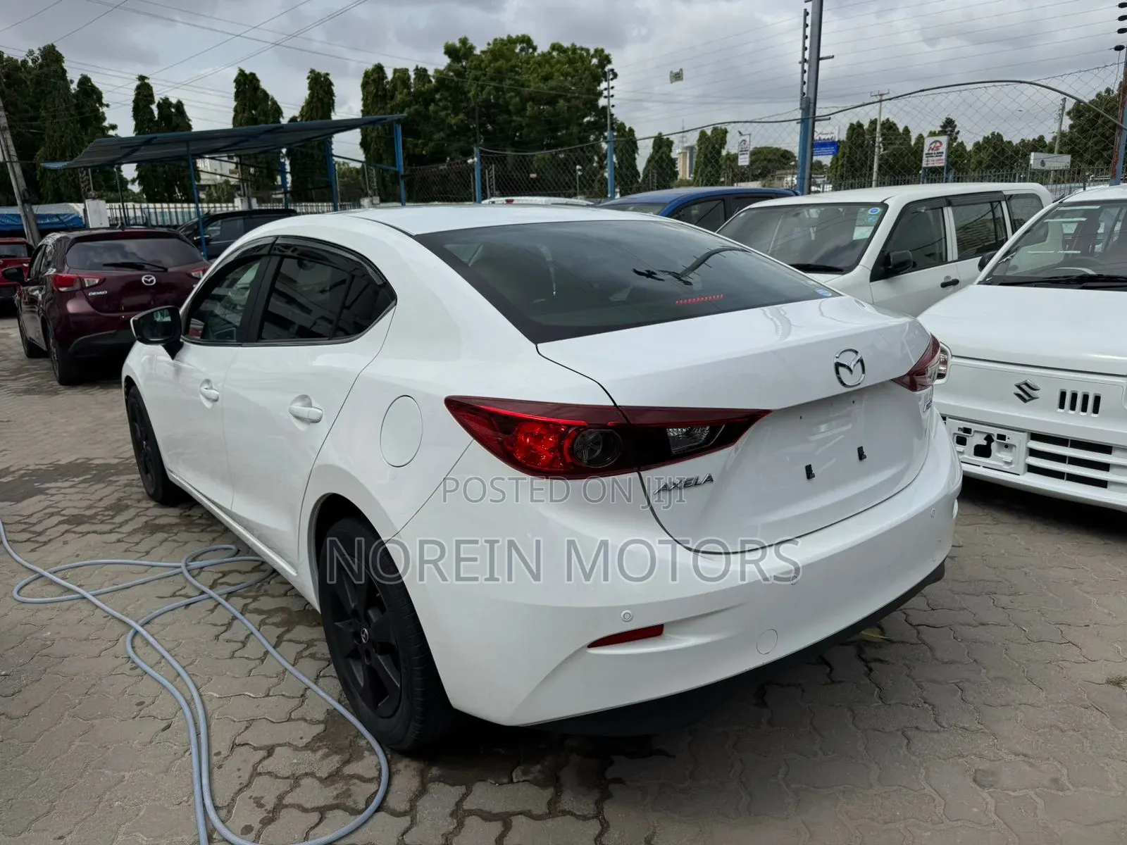 Mazda Axela 2018 White