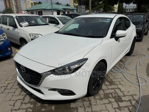 Mazda Axela 2018 White - thumbnail 4