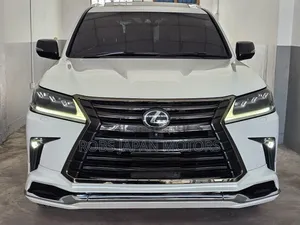 Lexus LX 570 AWD 2018 Pearl