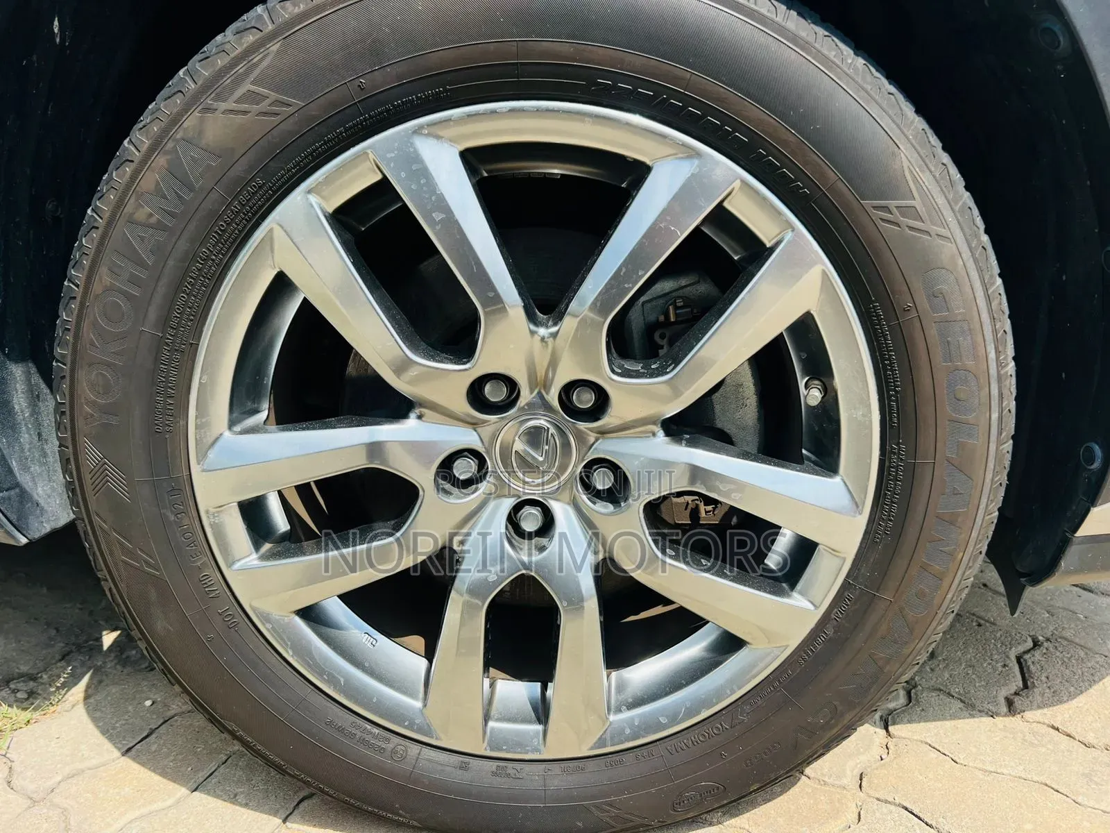 Lexus NX 2018 Gold