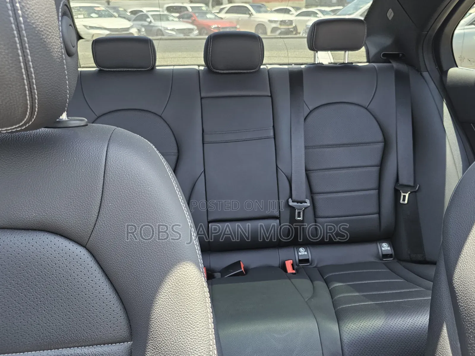Mercedes-Benz C200 2019 Red