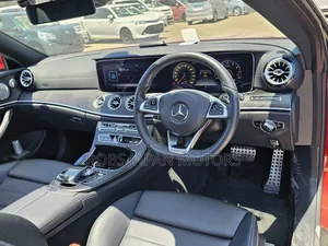 Mercedes-Benz E200 2018 Red