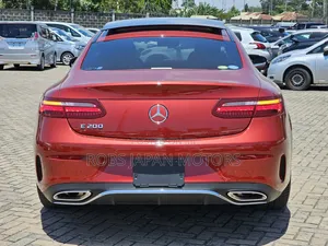 Mercedes-Benz E200 2018 Red