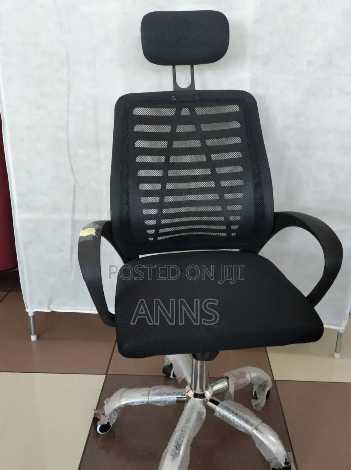 Office Chair With Headrest
