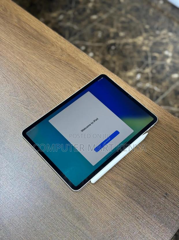 Apple iPad Pro 11 (2022) 256 GB Silver - thumbnail 2