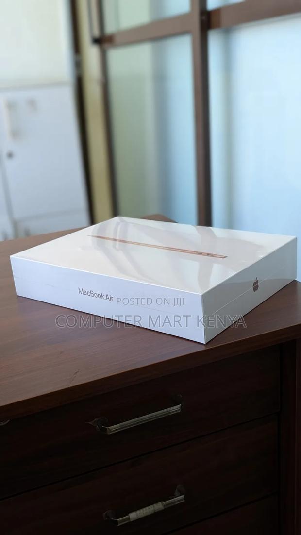 New Laptop Apple MacBook Air 8GB Apple M1 SSD 256GB - thumbnail 7