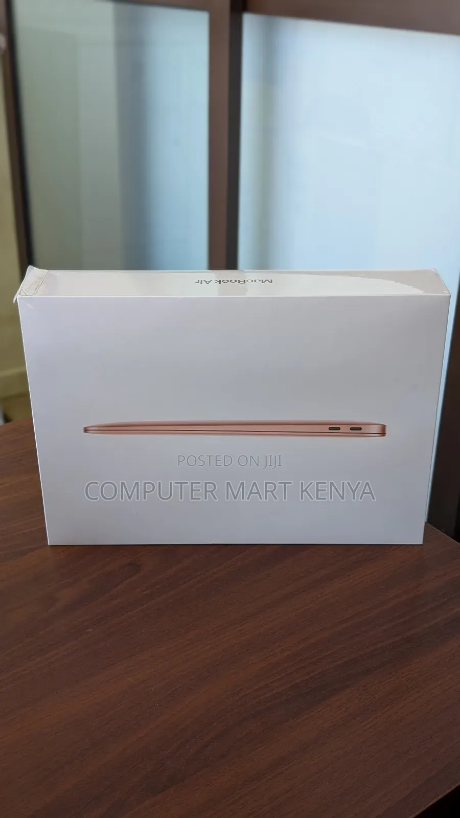 New Laptop Apple MacBook Air 8GB Apple M1 SSD 256GB
