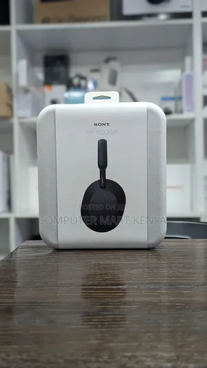Brand New Sealed Sony WH-1000XM5