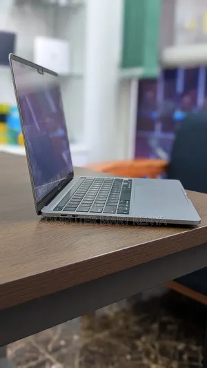 Laptop Apple MacBook Pro 8GB Apple M2 SSD 256GB