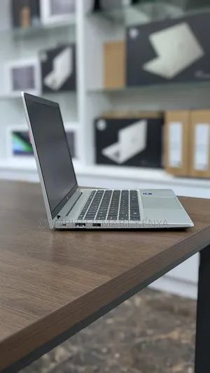Laptop HP ProBook 440 G9 16GB Intel Core I7 SSD 512GB