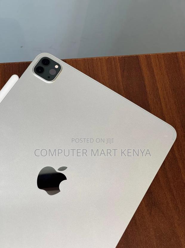 Apple iPad Pro 11 (2022) 256 GB Silver - thumbnail 3