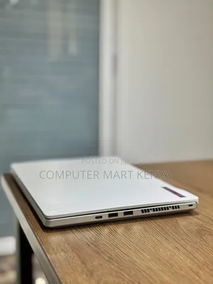 Laptop Asus ROG Zephyrus G14 16GB AMD Ryzen 9 SSD 1T
