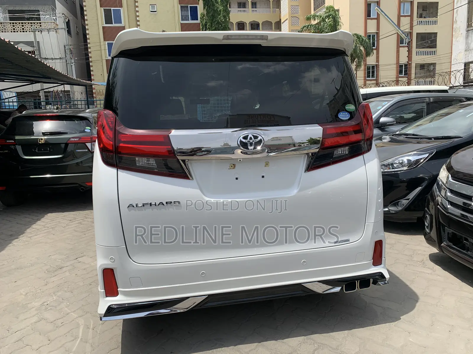Toyota Alphard 2.5 Petrol AWD 2017 White