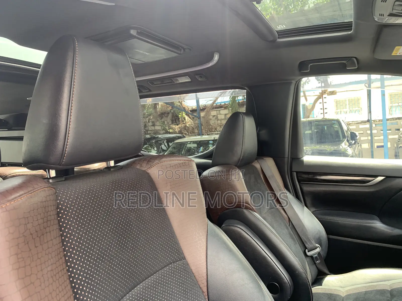 Toyota Alphard 2.5 Petrol AWD 2017 White
