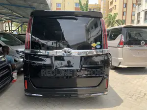 Toyota Noah 2.0 AWD (7 Seater) 2017 Black