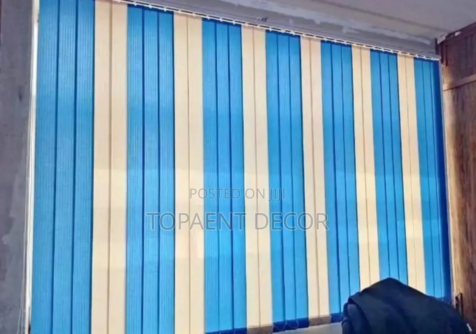 White and Blue Vertical Window Curtain Blinds