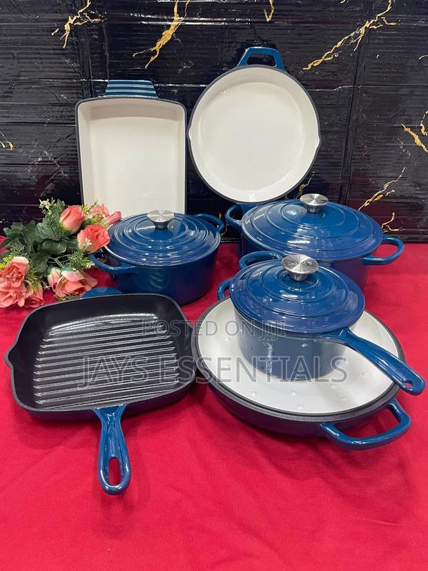 7pc Cast Iron Cookware Set - main view