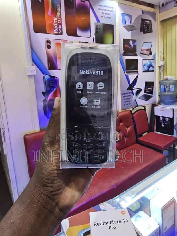 New Nokia 6310 Black - main view