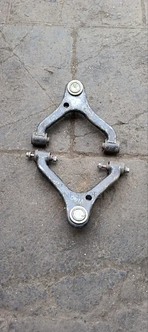 Upper Control Arms Hilux Vigo 2wd.