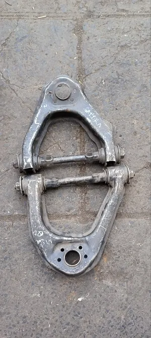 Upper Control Arms Nissan Sahara,Qd,Td27,E24 2 4WD.