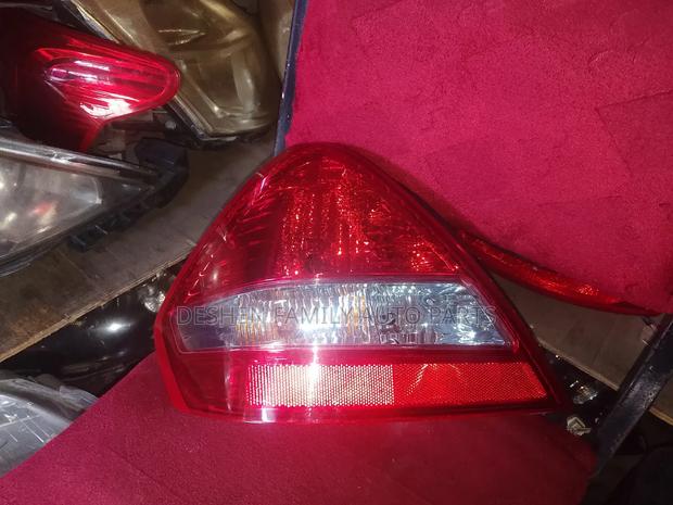 Nissan Tiida Backlight/Taillamp/ Taillight - thumbnail 2