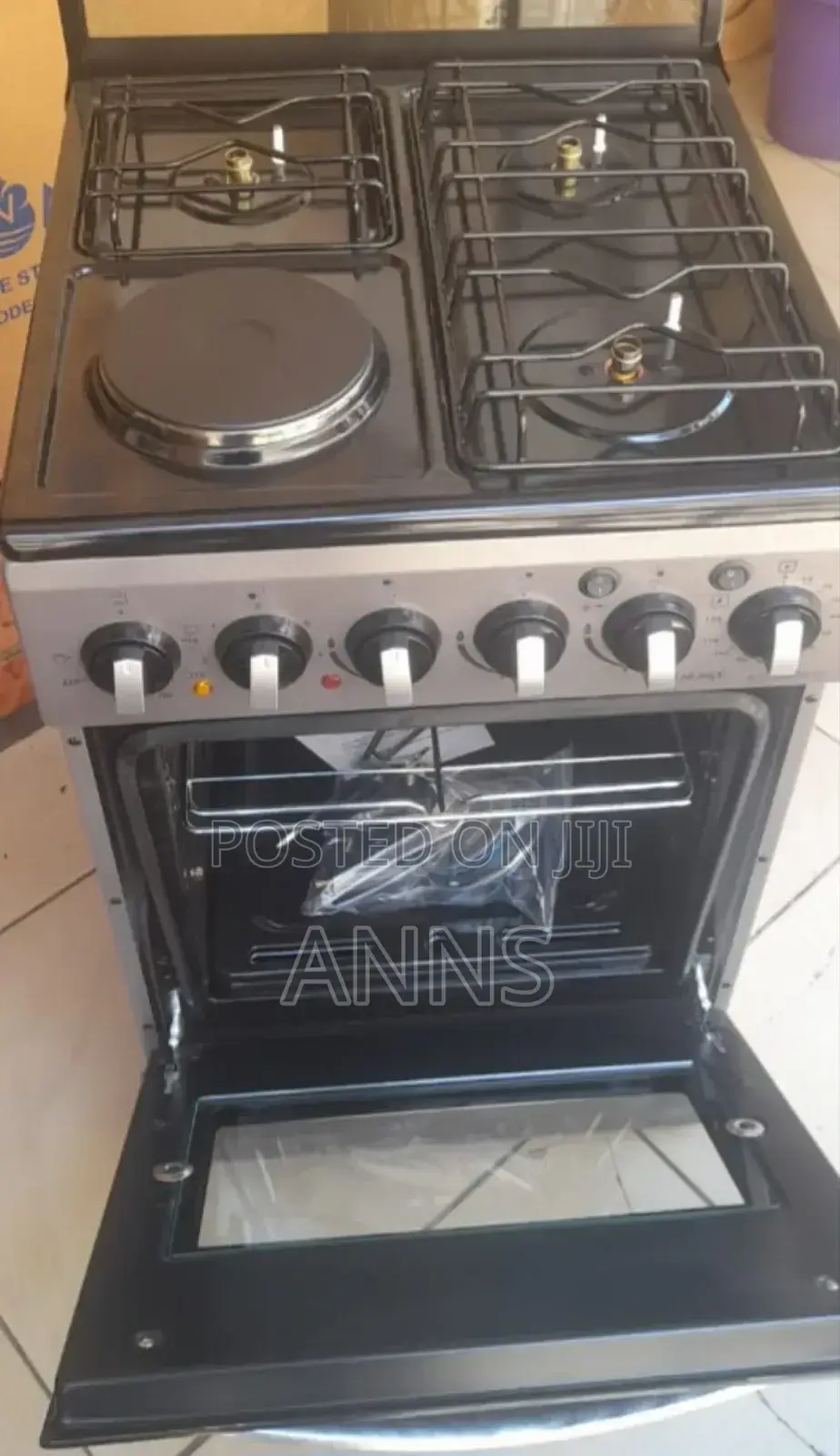 Nunix 3gas + 1 Electric Plate 50/55 Standing Cooker