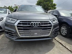 Audi Q5 2.0T Tech Premium AWD quattro 2018 Gray