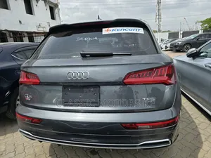 Audi Q5 2.0T Tech Premium AWD quattro 2018 Gray