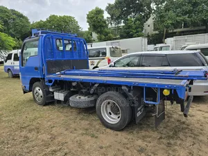 Isuzu Elf NKR